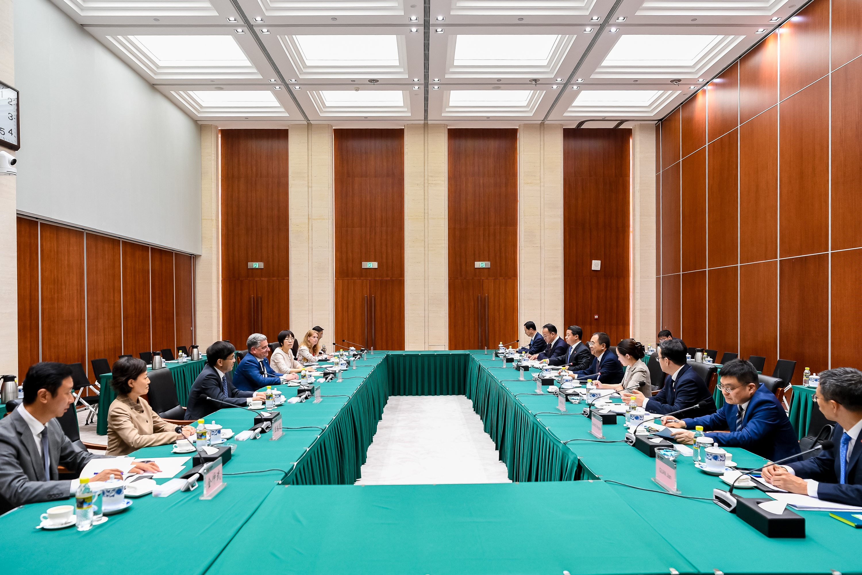 国产午夜福利十八禁在线观看